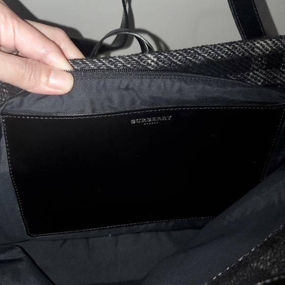 Burberry Bag - Picture 8 of 10